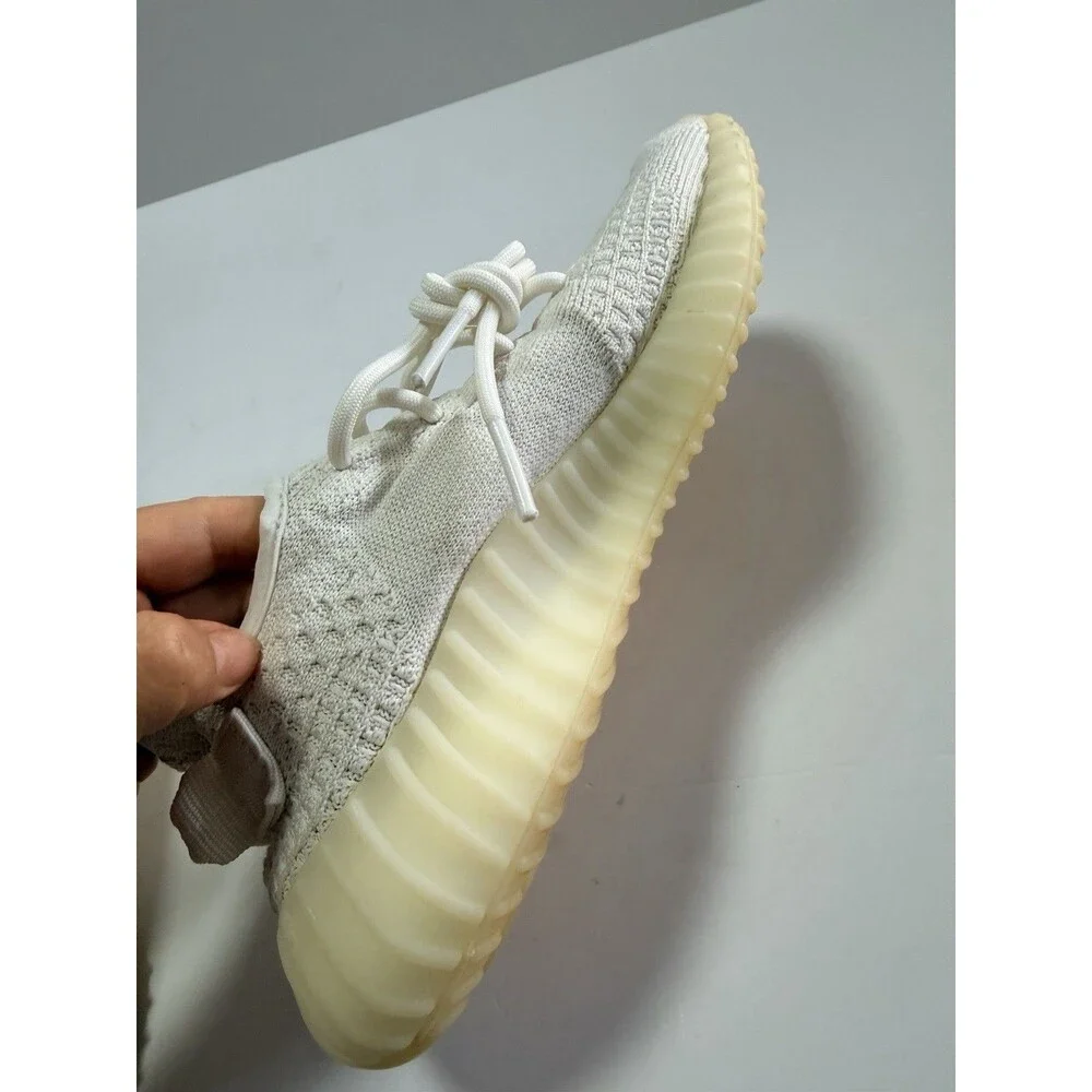 Adidas Yeezy Boost 350 V2 Light- Size 6 US (2021) GY3438